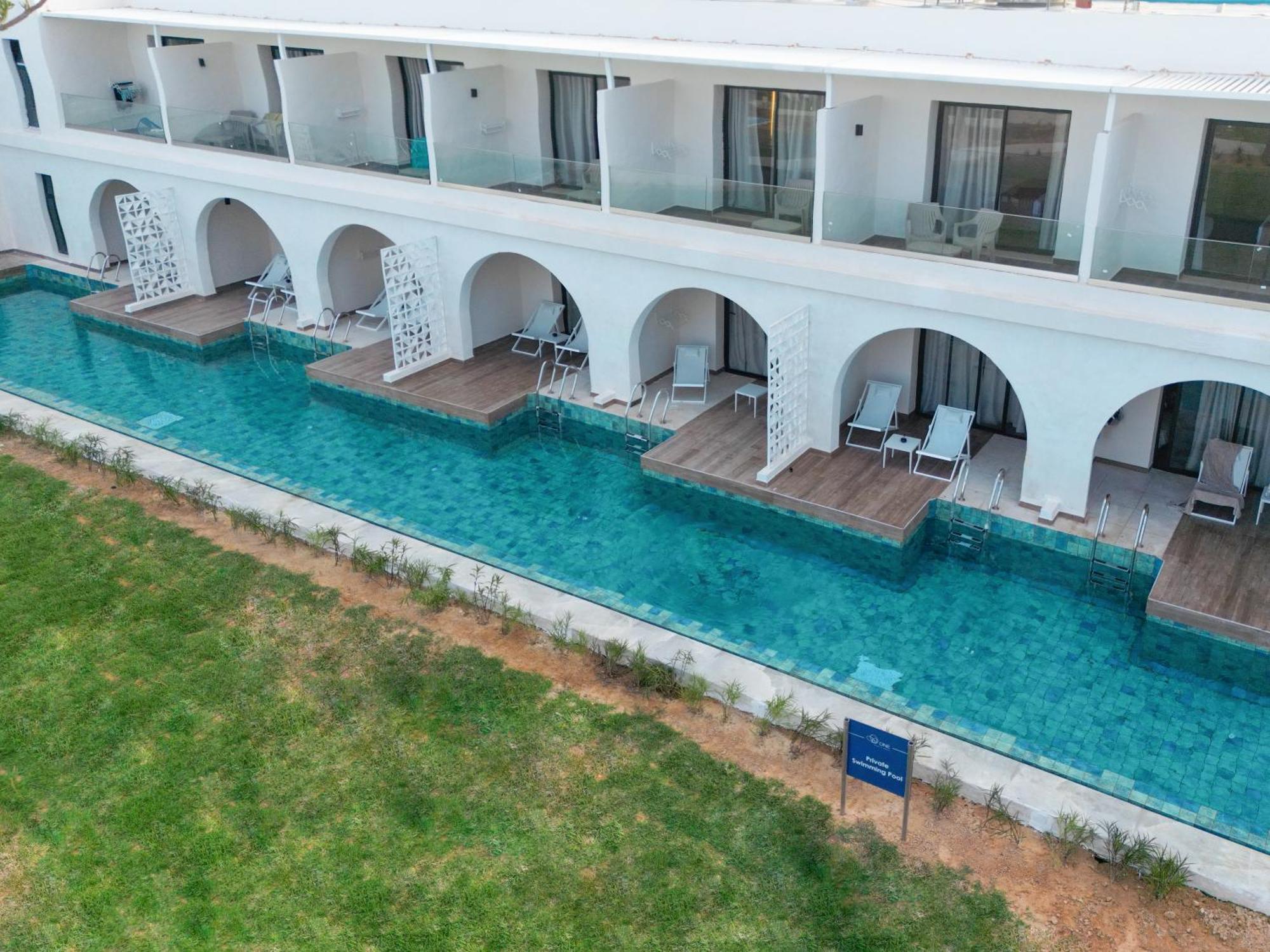 Hotel One Premium