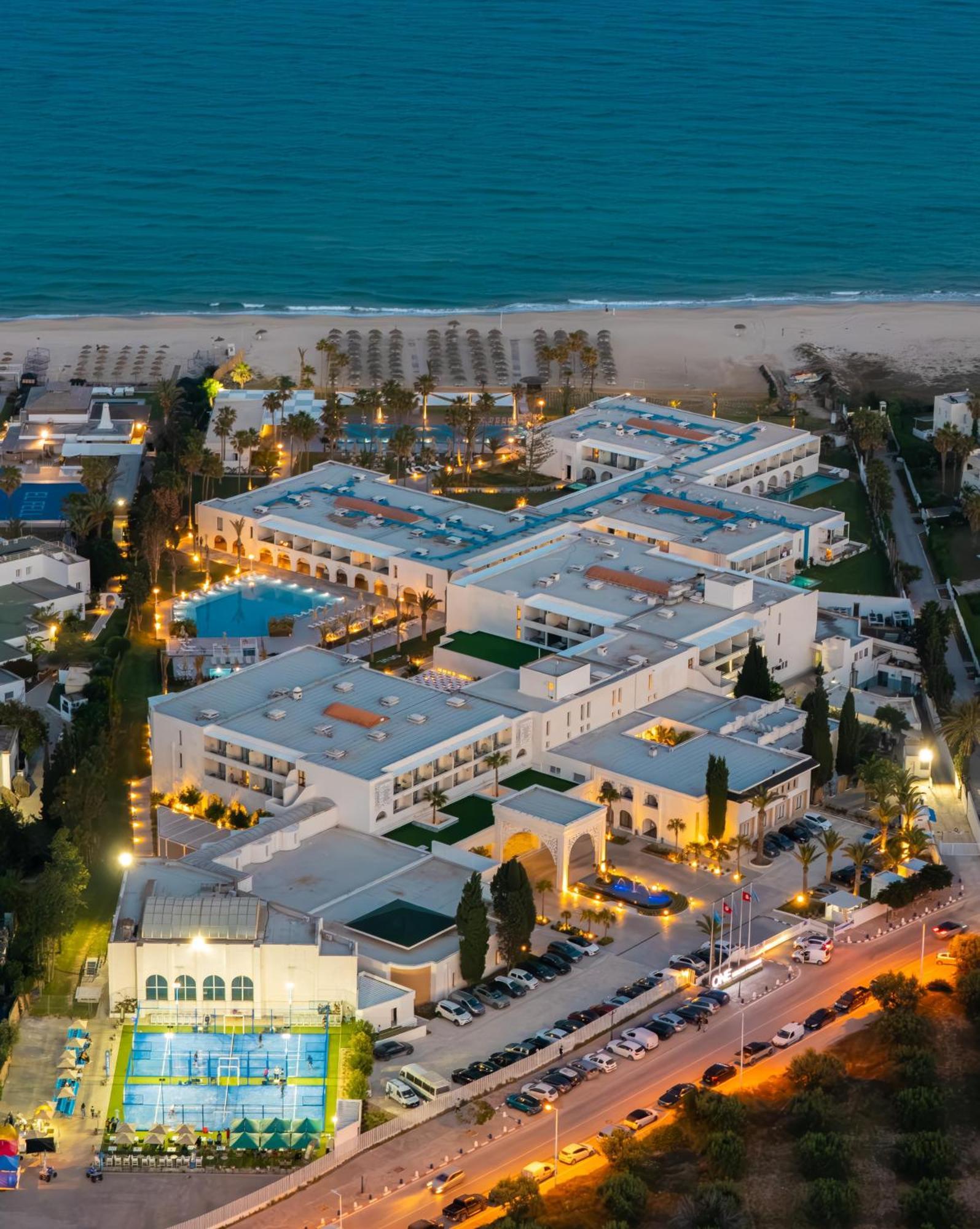 Hotel One Premium *